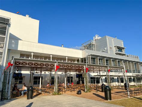 Shiner Brewery Tour: 110 Years of Texas Beer History - Feastio