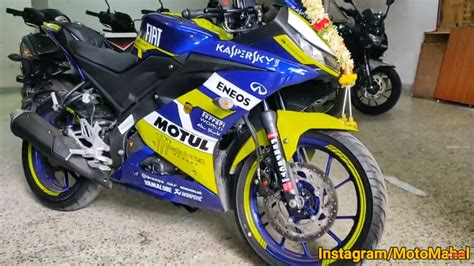 Dealership level modification adds custom livery to Yamaha YZF-R15 [VIDEO]