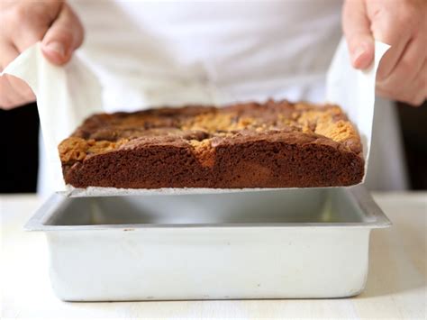 How to Use Parchment Paper in Baking - Completely Delicious