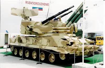 2S6 2S6M Tunguska anti-aircraft tracked armoured vehicle Russian Army Russia description pictures