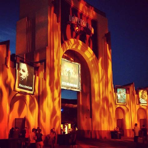 A Look at Universal Studios Halloween Horror Nights 2014