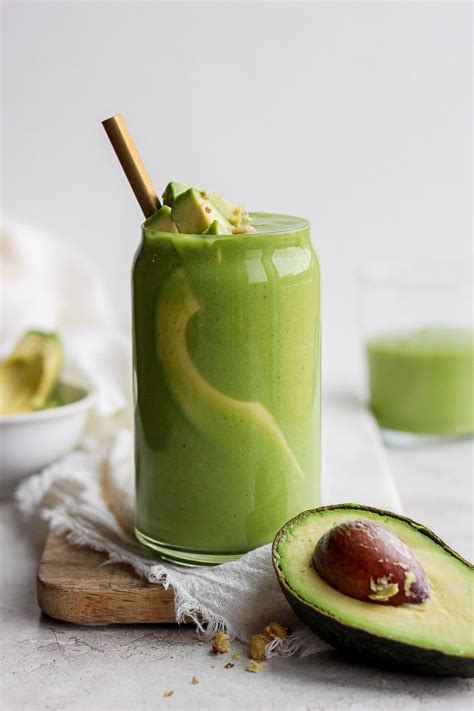 Delicious Avocado Smoothie (4 ingredients!) - Fit Foodie Finds