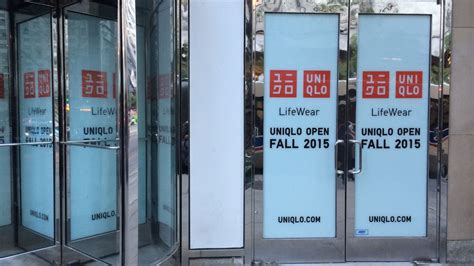 Uniqlo Signage Is Up on Michigan Ave - Racked Chicago