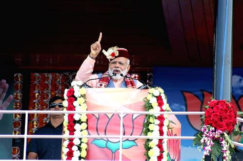 Modi addresses public rally