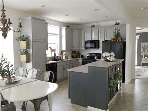 Make Your Kitchen Look Brand New Again With These Cabinet Redoing Tips - Home Cabinets