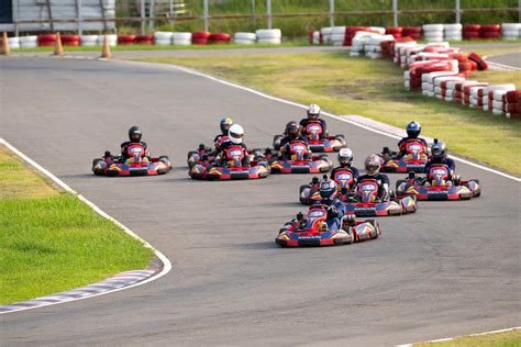 Irresti: Go Kart Racing Images