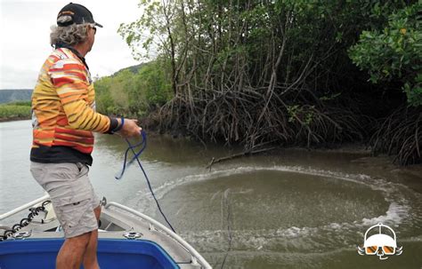 Choosing the right cast net for your target bait species - Ryan Moody Fishing