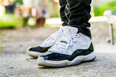 [WDYWT] 2011 Air Jordan 11 Concord : r/Sneakers