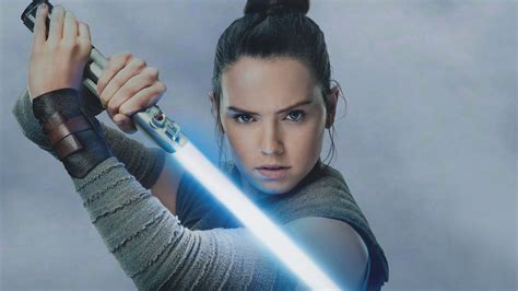 Exclusive: Daisy Ridley Signed To Secret Star Wars Movie, Regina King In Talks | GIANT FREAKIN ROBOT