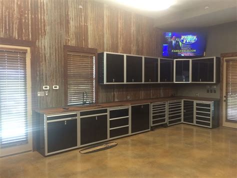 Gallery of Garage & Shop Aluminum Cabinets | Moduline