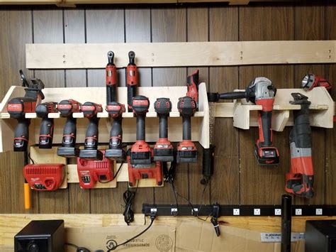 DIY cordless power tool storage charging station. Milwaukee M12 and M18 French cleats | Tool ...