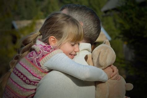 Benefits of Hugs for Health – From Doctor