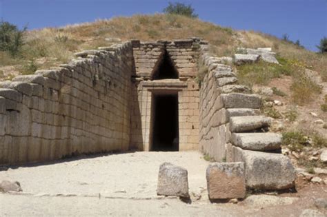 The Bronze-Age Aegean – Architectural Studies