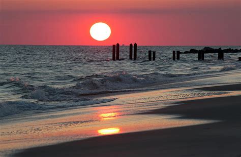 Cape May Nj Sunset, Philadelphia Beach Photograph by Russell Ingram