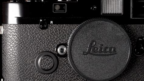 Leica MP Unboxing And First Impressions - I'm Going Back To Film ...