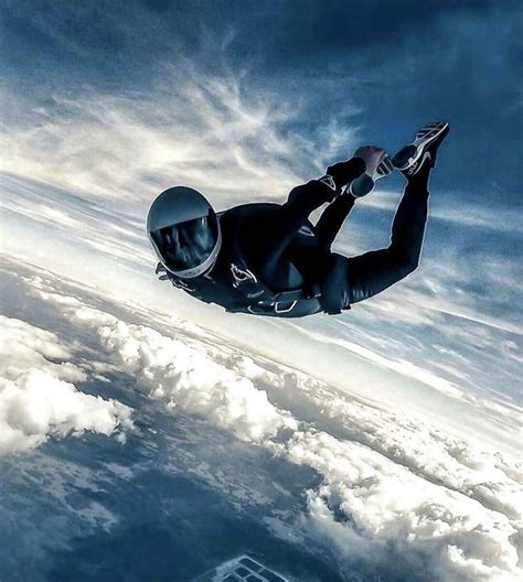 Sky diving | Extreme adventure, Skydiving, Extreme sports