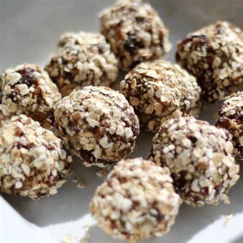 Dry Fruits and Nuts Balls Recipe: How to Make Dry Fruits and Nuts Balls