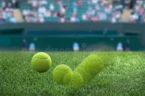 Wimbledon tennis court stock photo. Image of play, kingdom - 20123374