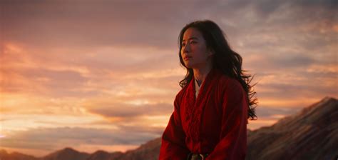 Mulan Film Review: Disney’s High-Gloss Commercial for State Power | Observer