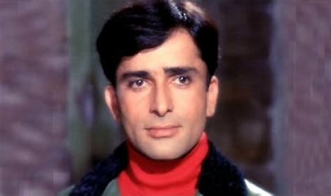 Remembering an Icon: These are 15 Best Shashi Kapoor Songs of all Time