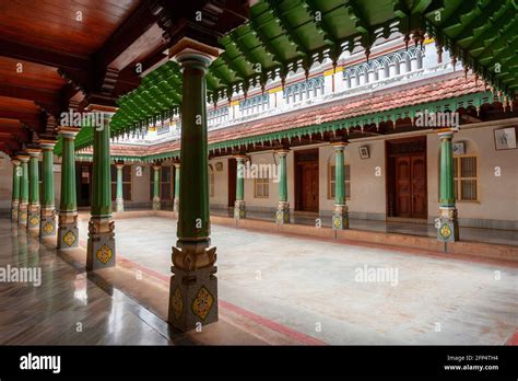 Chettinad palace interior hi-res stock photography and images - Alamy