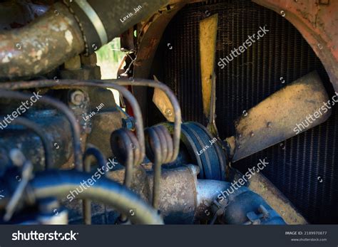 Radiator Fan Cooling System Old Tractor Stock Photo 2189970877 | Shutterstock