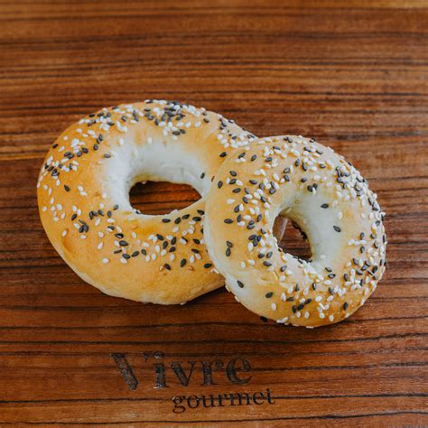 Mixed Sesame Seeds Bagel - Vivre Gourmet