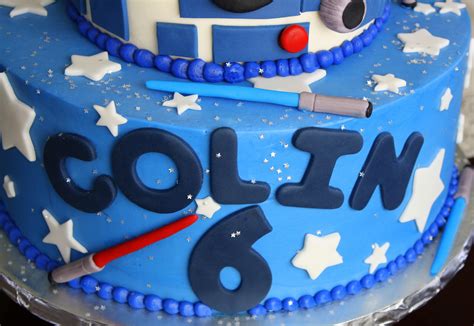 Claudine: R2D2 Cake