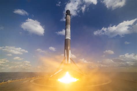 Elon Musk and SpaceX Could Finally Let You Own a Piece of the New Space Race | The Motley Fool