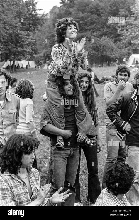 hippies, 70s Stock Photo - Alamy