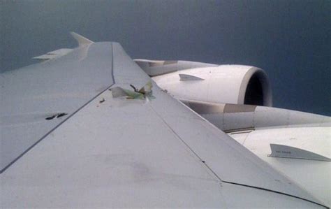 Photos – Qantas A380 Engine Failure – Flightstory.net – Aviation Blog