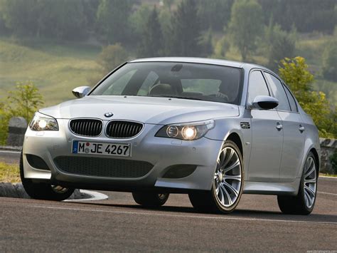 BMW E60 5 Series Images, pictures, gallery