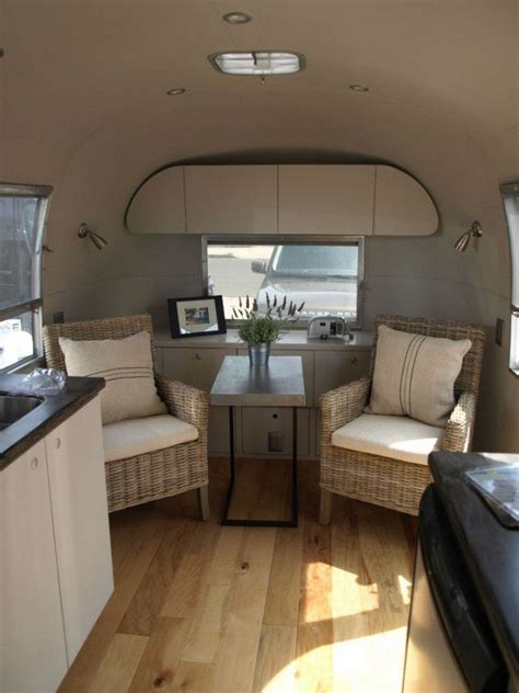 73 RV and Camper Van Interior Decor Remodel, Hacks, and Makeover - decorhit.com | Vintage camper ...