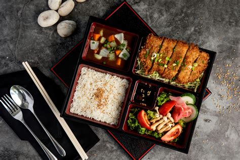 Japanese Bento Box Guide 101: What is Koraku Bento Box? – Experiences