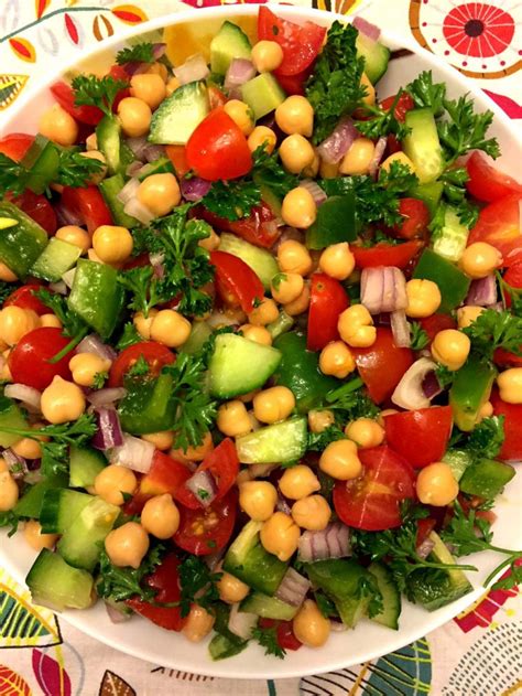 Mediterranean Chickpea Salad Recipe – Simple, Healthy & Vegan! – Melanie Cooks