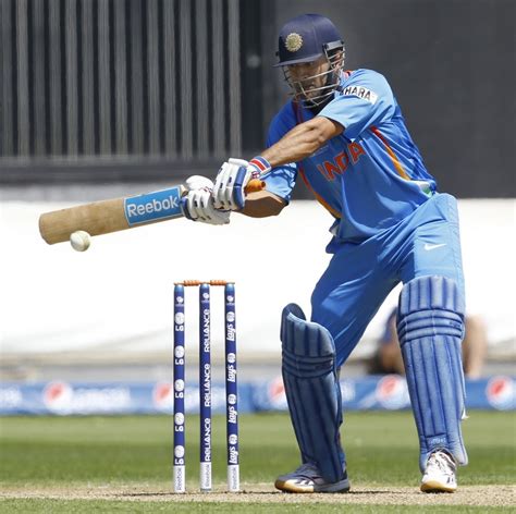 MS Dhoni scores double bat sponsorship - SportsPro