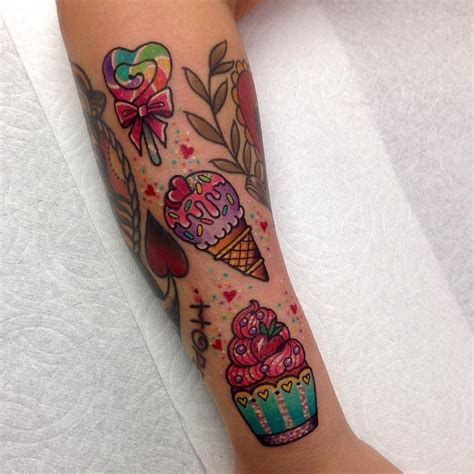 See this Instagram photo by @goldlagrimas • 2,773 likes | Traditional candy tattoo, Cupcake ...