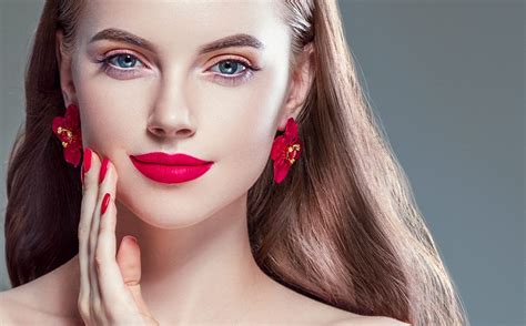 Best Red Lipsticks You Can Buy - Cosmetic News