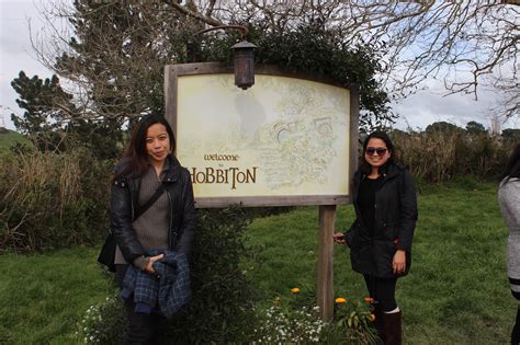 Hobbiton Movie Set Tour – Joy Meets Life