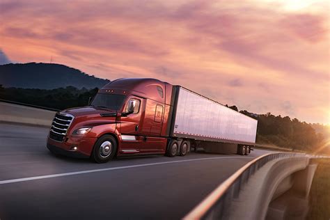 Daimler Showcases Its Most Avanced Truck Ever, The Freightliner Cascadia - autoevolution