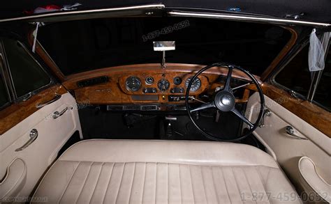 Vintage Bentley - Toronto Limo Rentals