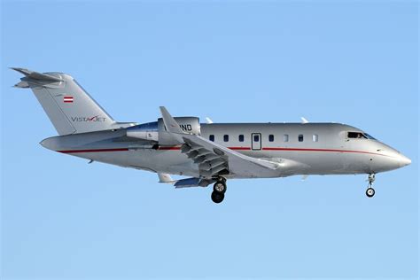 Bombardier Challenger 605 - Price, Specs, Photo Gallery, History - Aero Corner