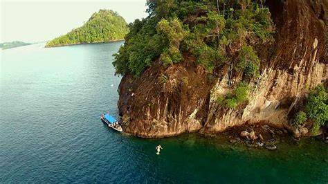 Mandeh islands day tour start Padang - Melampa Indonesia