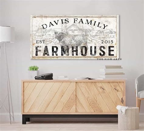 Family Farmhouse Sign - ToeFishArt