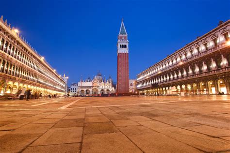 Piazza San Marco, Venice; Play Along With Hundreds of Pigeons - Traveldigg.com