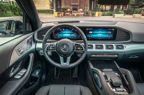 2020 Mercedes-Benz GLE-Class Pictures - 208 Photos | Edmunds