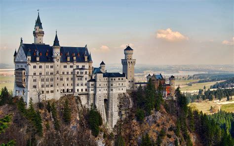 Neuschwanstein Castle, The Fairyland That is The Hiding Place of The King - Traveldigg.com