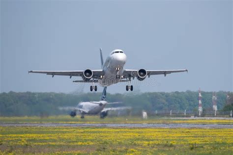 Airbus A320 Airplane Silhouette at Sunset , Final Approach Landing Stock Image - Image of ...