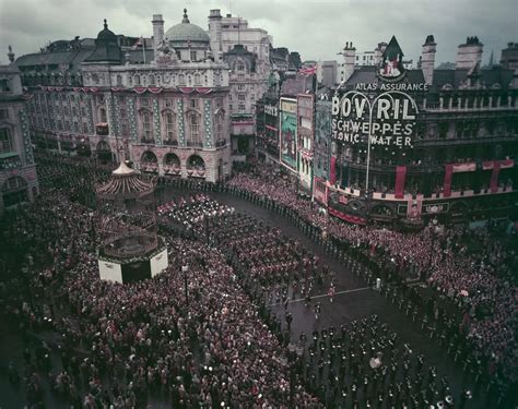 Regent Street's incredible 120 year history captured in pictures from protests to Queen's ...