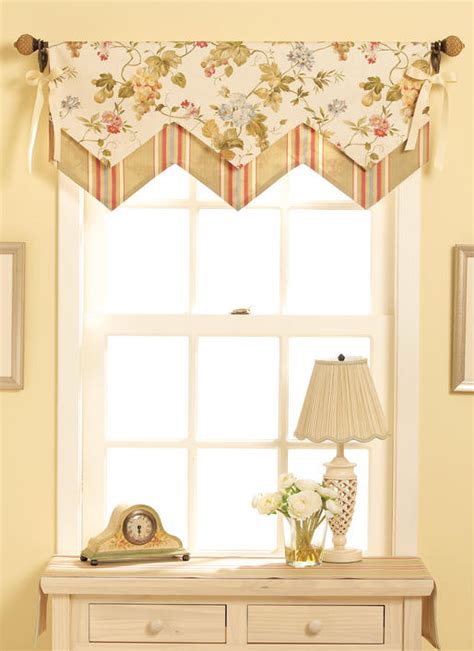 B5369 | Fast and Easy Reversible Valances Sewing Pattern | Butterick Patterns | Valance patterns ...